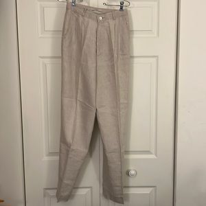 Vintage Banana Republic high-waisted, pleated pants in beige linen